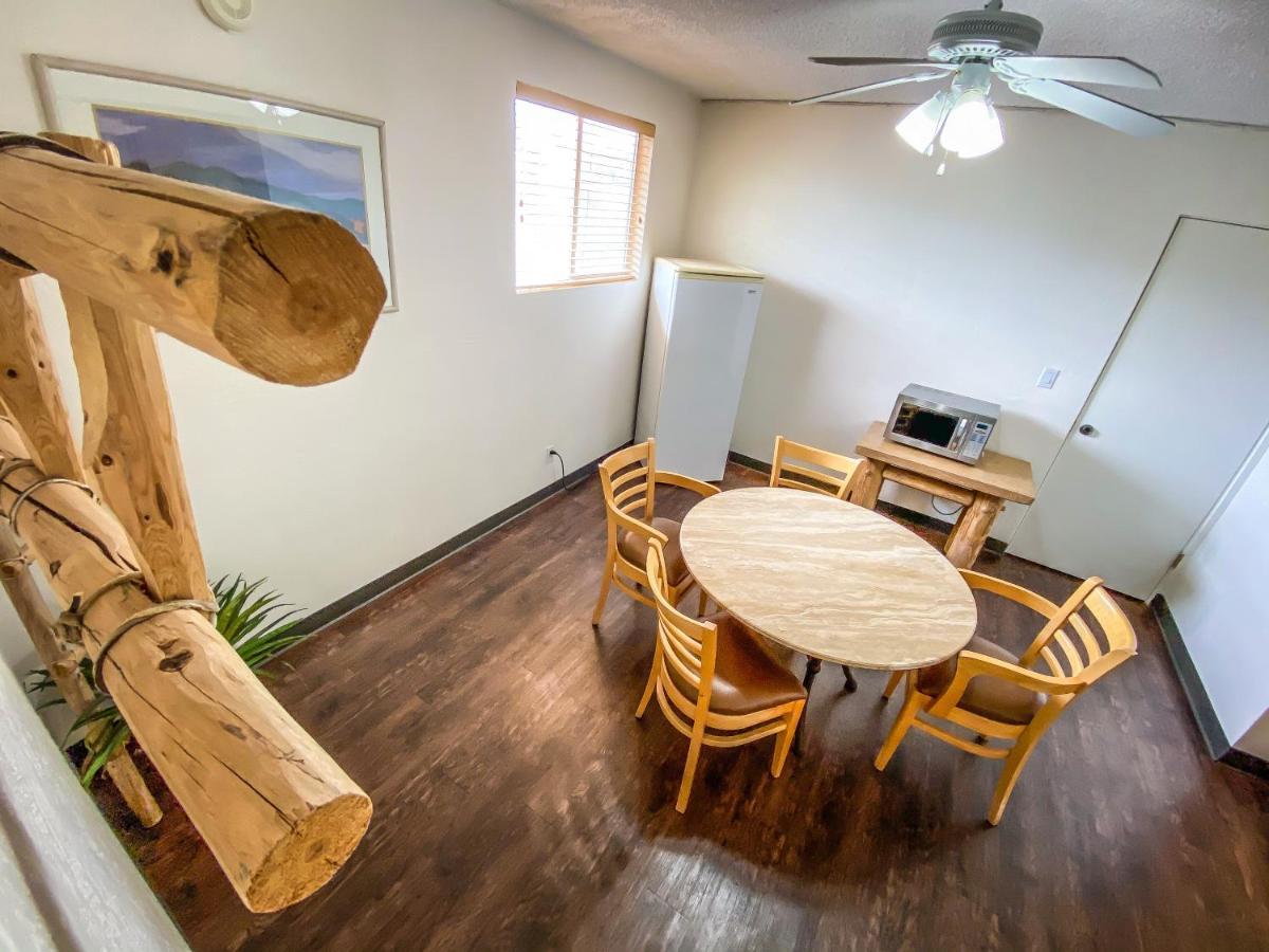 Fort Verde Suites Camp Verde Bagian luar foto